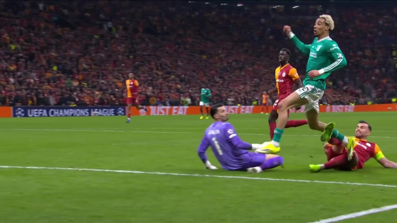 刘祝润外线超车送助攻 海港2-0领先三镇