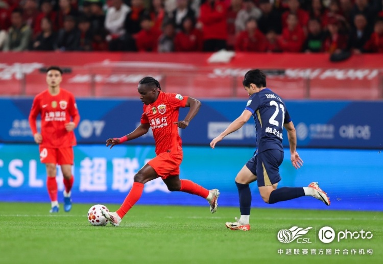 海港主场4-0完胜三镇，安佩姆首球+刘祝润传射