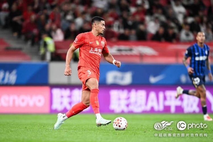 海港主场4-0完胜三镇，安佩姆首球+刘祝润传射