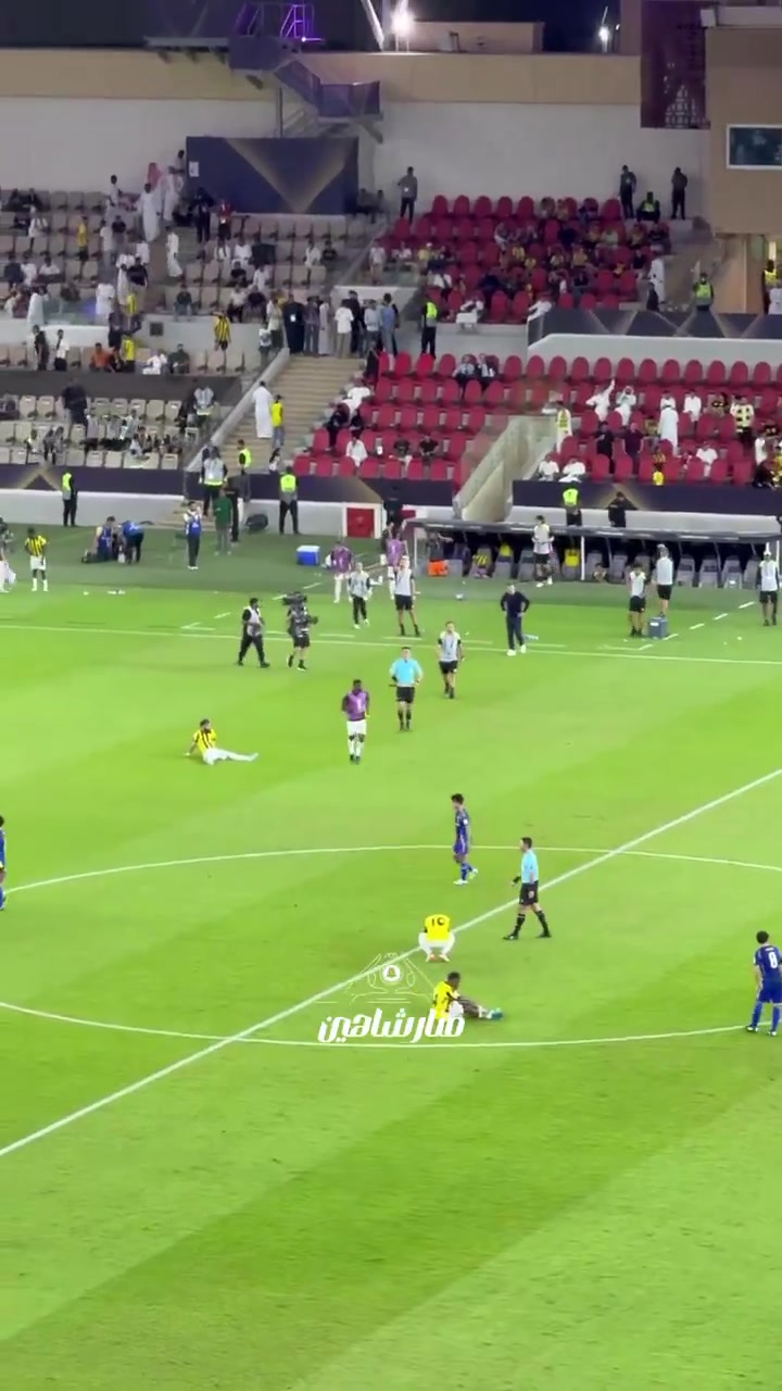 冲撞主裁判马宁 沙拉赫利遭俱乐部+亚足联双重处罚