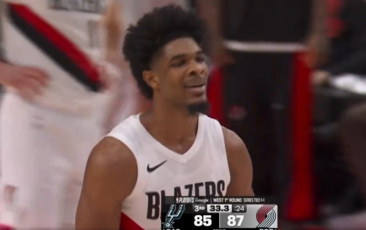 怒吼技犯后迷失：亨德森G3后52分钟仅得10分，18中4