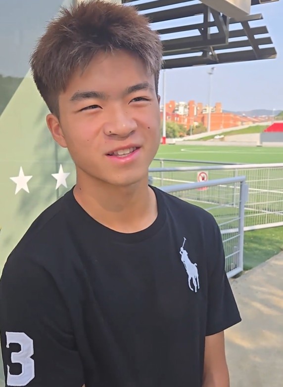 加泰区脚三场替补,汪修昊国少主力位置悬疑 加泰区脚三场替补,汪修昊国少主力位置悬疑
