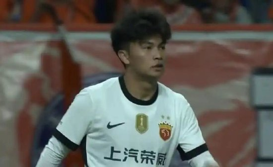 3-2客胜云南玉昆 蒯纪闻首秀半场被换下 武磊替补献助攻